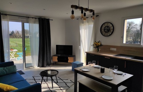 Colombiers House | "to the happiness of the Landes" New accommodation near Alençon and the forest