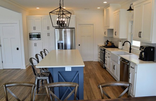 Morristown House | Toes in the Water at Lake Gaston - Lake Front Custom Home on Large Cove