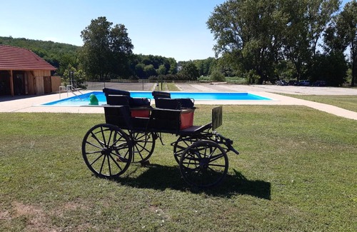 Pecs Bed & Breakfast | Toldi Rendezvényház Étterem és Vándor Panzió