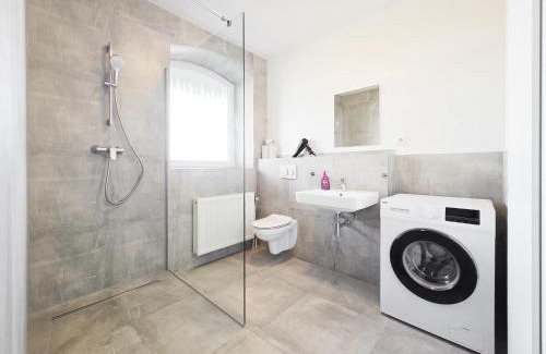 Willich Apartment | Tolstov Apartments - 3 , 4 and 5 Room Apartments - 20 Min zur Messe DUS