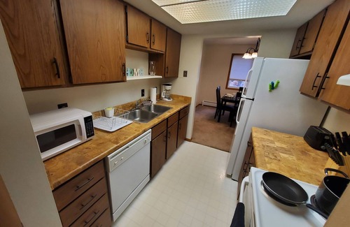 Sioux Falls Apartment | Tomar Park Apt 3 - KP101APT3