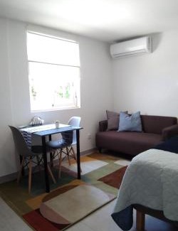 Tomar Apartment | Tomarhousing - Studio