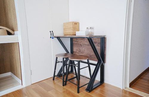 Yoyogi Apartment | Tomo House 代々木 301