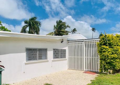 Nuku'alofa House | Tonga Cottage - Entire Place with Aircon