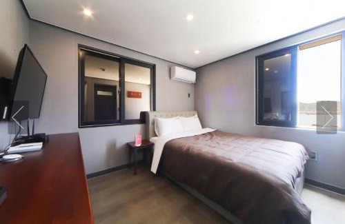 Chungmu Hotel | Tongyeong Mu
