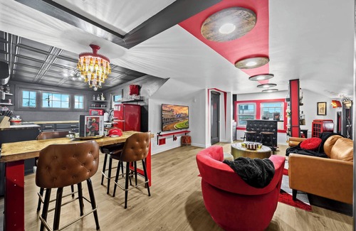 Audubon Apartment | Top Floor Apt Near Churchill Downs & Expo Center