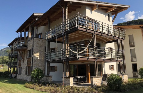 Unterterzen Apartment | Top location to the lake side - apartment right on Lake Walen and the ski resort Flumserberg
