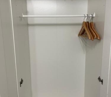 Kernstadt Lehrte Apartment | TOP Nähe Bahnhof Lehrte 9 Min Hannover Zentrum Check in bis 0 Uhr - SELF Check in!