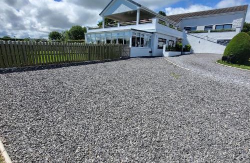 Tyn-y-Gongl Apartment | Top Of The Lane Luxury Holiday Apartment