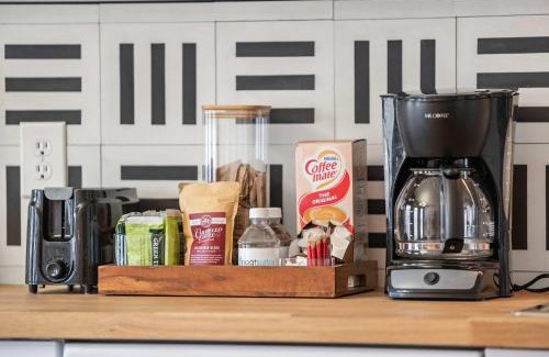 Covington Apartment | Top-Rated 1BR Near Convention Center & Parking