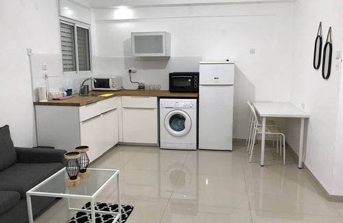 Kiryat Motzkin House | Top Studio Central Haifa - Akko - Beach. BEST FIND