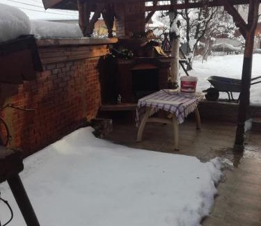 Dobrinishte House | Topuzovi Guest House