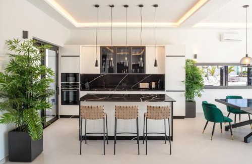 Puerto Calero Villa | TORO by Buenavilla