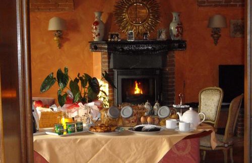 Fossano Bed & Breakfast | Torre dei Frati Bed & Breakfast