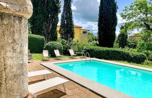 Otricoli Villa | Torre La Marmora - Four Bedroom Villa, Sleeps 8