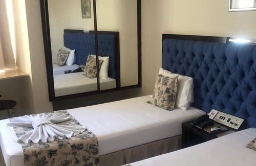 Franca Hotel | Tower Franca Hotel