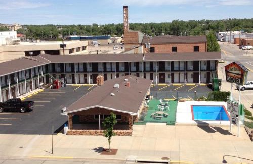 Historic Rapid City Hotel | Town House Motel