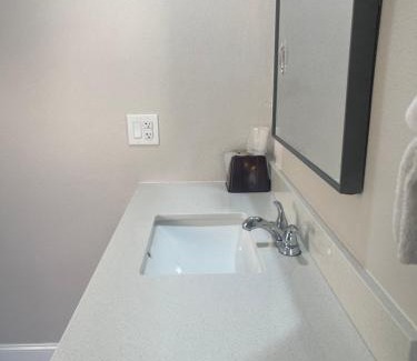 Sanger Hotel | Town House Motel