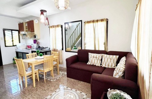 Talomo District House | Town House Next to the Beach - TALOMO TORIL DAVAO