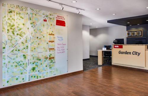 Garden City Hotel | TownePlace Suites by Marriott Garden City