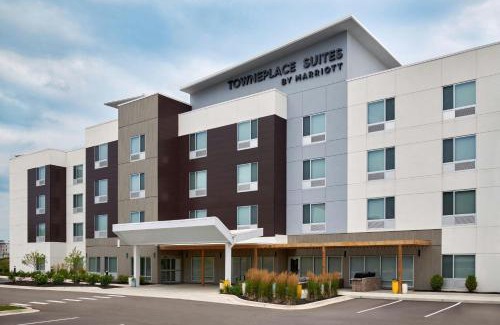 Lansing Hotel | TownePlace Suites by Marriott Lansing North