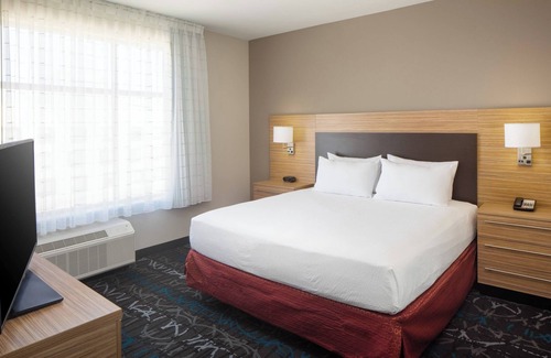 Midland Hotel | TownePlace Suites by Marriott Midland South/I-20