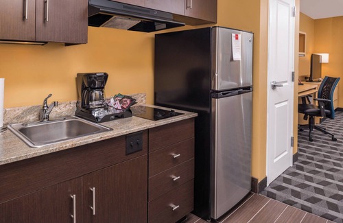 New Hartford Hotel | TownePlace Suites by Marriott New Hartford