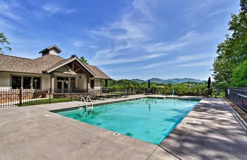 Townsend Apartment | Townsend Condo with Pool, Great Smoky Mountain Views