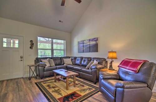 Townsend Apartment | Townsend Condo with Pool, Great Smoky Mountain Views