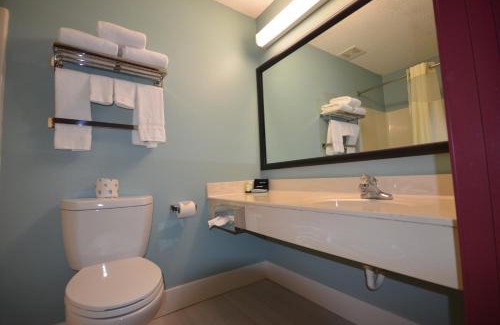 Chaska Hotel | TownSquare Place