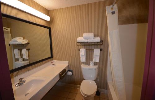 Chaska Hotel | TownSquare Place