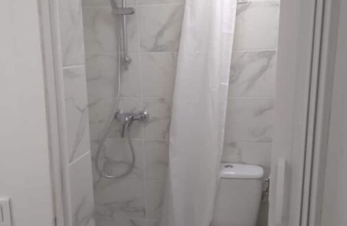 Louis Bertrand-Mirabeau-Semard Apartment | Très Beau Studio aux Portes de Paris