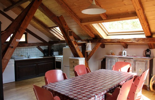 Le Petit-Bornand-les-Glieres Ski Chalet | Traditional wooden chalet ideal for a quiet stay, Piste de la Clusaz