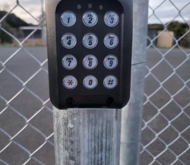 Raglan Apartment | TradeStop Short-Term Accomodation