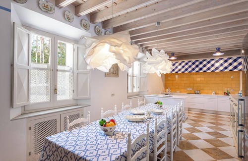 San Bernardo Cottage | Traditional House With Private Terrace. Campamento
