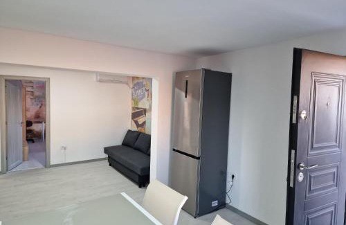 Venus Apartment | Traflor Termhouse Grayscale