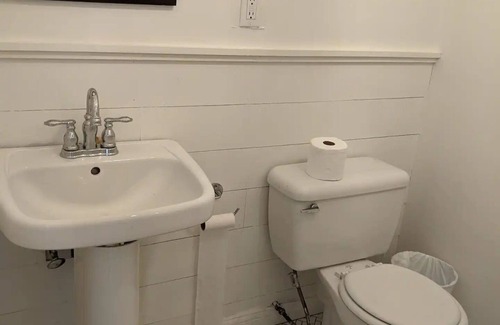 Mount Stewart Hotel | Trailside Inn