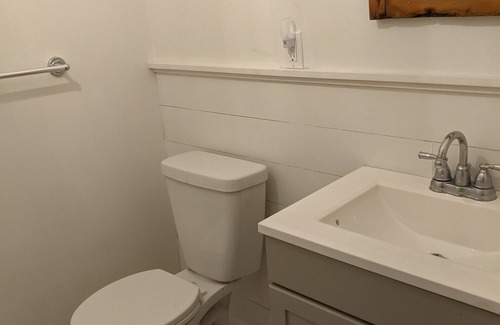 Mount Stewart Hotel | Trailside Inn