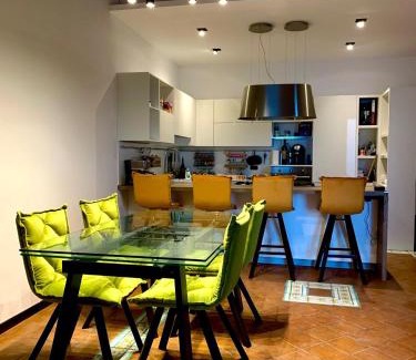 Old Town Apartment | TRAMONTO SUL MARE by CefaLux