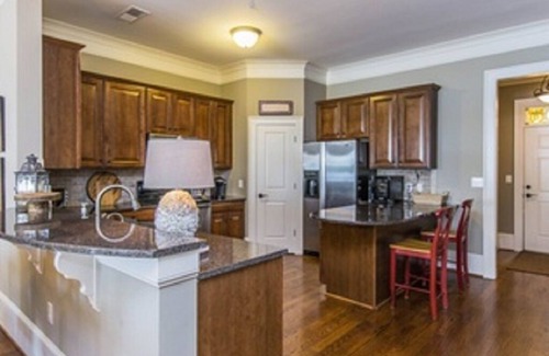 Lake Oconee Condo | Tranquil Lakefront Paradise on Lake Oconee! Beautiful 2 Bedroom Condo