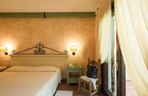 Pula Apartment | Tranquil Lantana Resort Hotel Apartments for 5 people 1,5km from beach