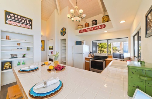 Waipio Cottage | Tranquil Ocean View Cottage: Your Idyllic Escape at Waipio Valley, Big Island HI