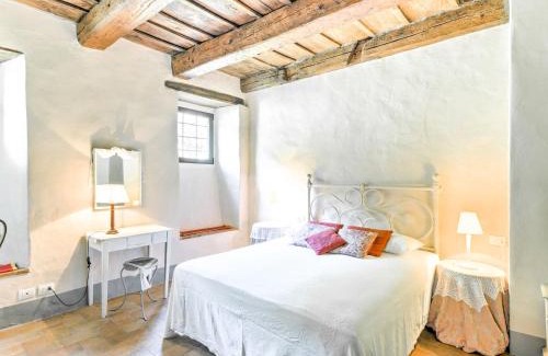 San Godenzo House | Tranquil Retreat in Serignana