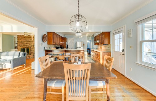 Weems House | Tranquil River House w/ Grill & Views, Near Town!