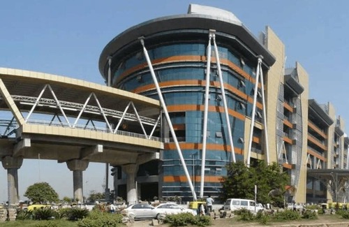 Sushant Lok Apartment | Tranquil Studio Apartment