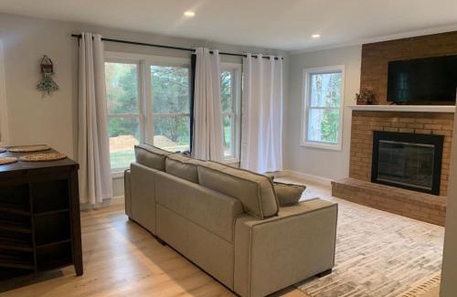Fairland House | Tranquil Trio 6 BR, 4 BA, 3 Units, Deer Haven