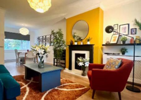 Reigate House | Tranquil Woodcrest Retreat