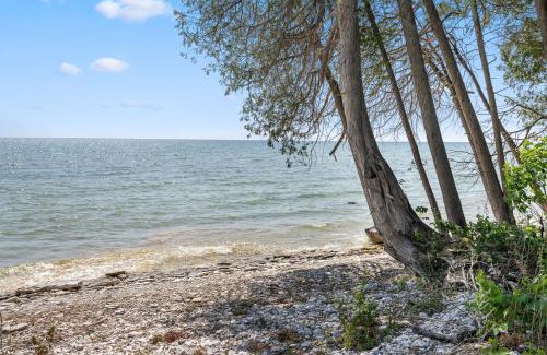 Sister Bay House | Tranquility Bay Getaway by Simple Life Rentals
