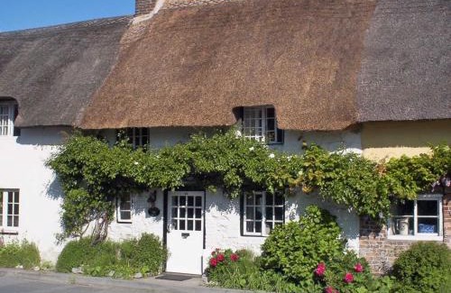 East Knighton House | Tranquillity Cottage