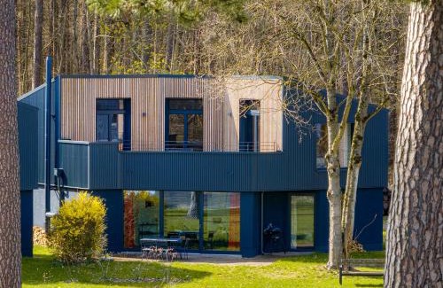 Postheim House | Traumhaus direkt am See mit Dachterrasse, Kamin und Badewanne